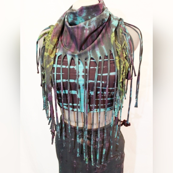 Black Fringe Wrap - Picture 8 of 8